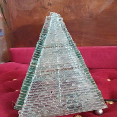 Επιτραπέζιο φωτιστικό πυραμίδα 240957