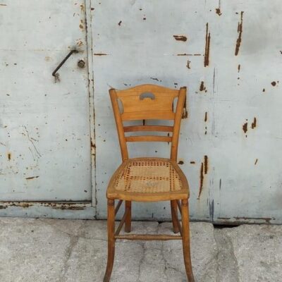 Καρέκλα με βιενέζικη ψάθα 061010