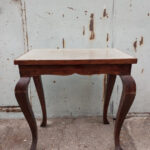 side-table-me-aggle-podia-