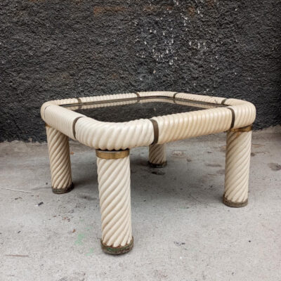 Coffee table από πορσελάνη